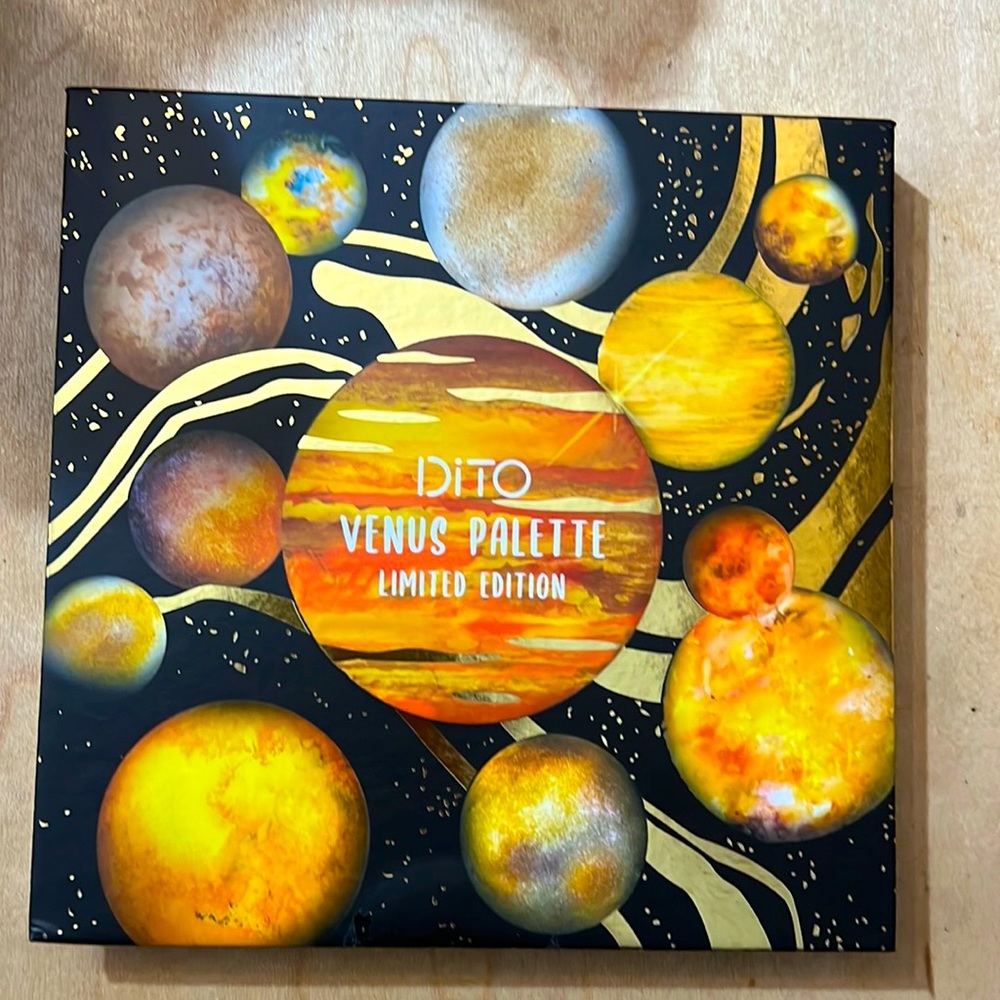 Dito Venus Palette eyeshadow